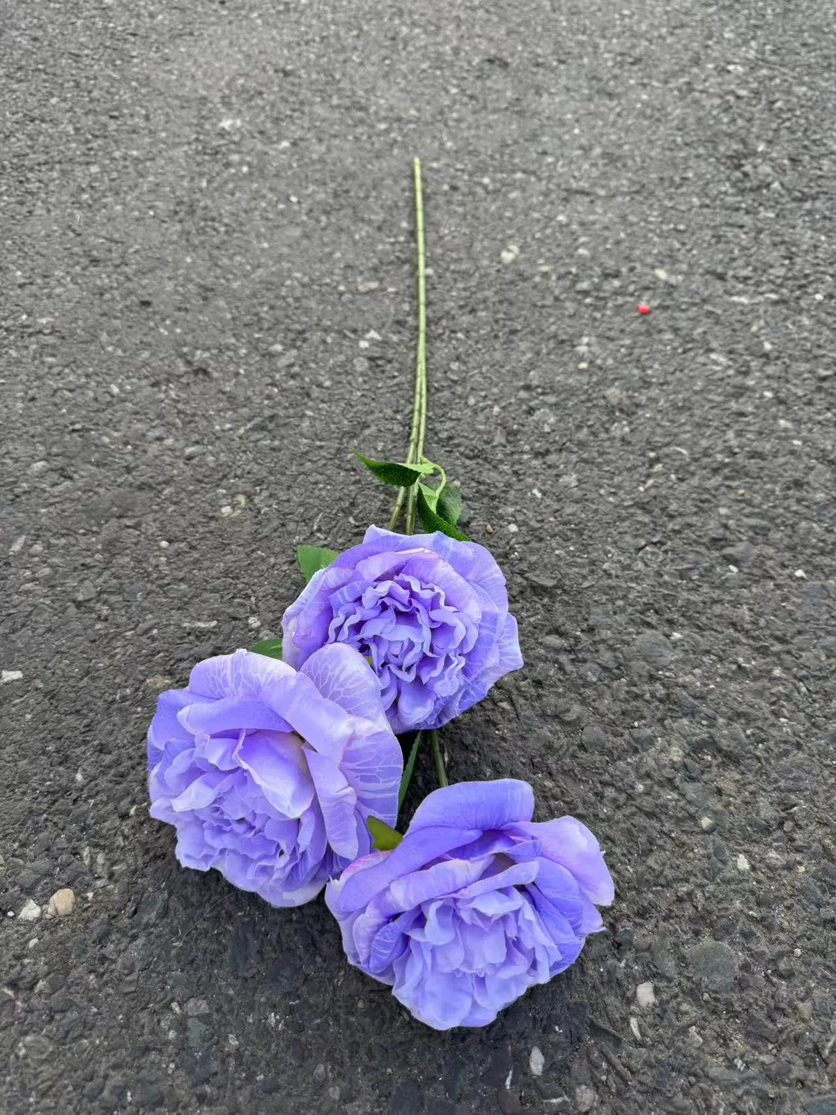 Bujor artificial cu tija, 3 flori, 75 cm, mov deschis, Ruyidecor