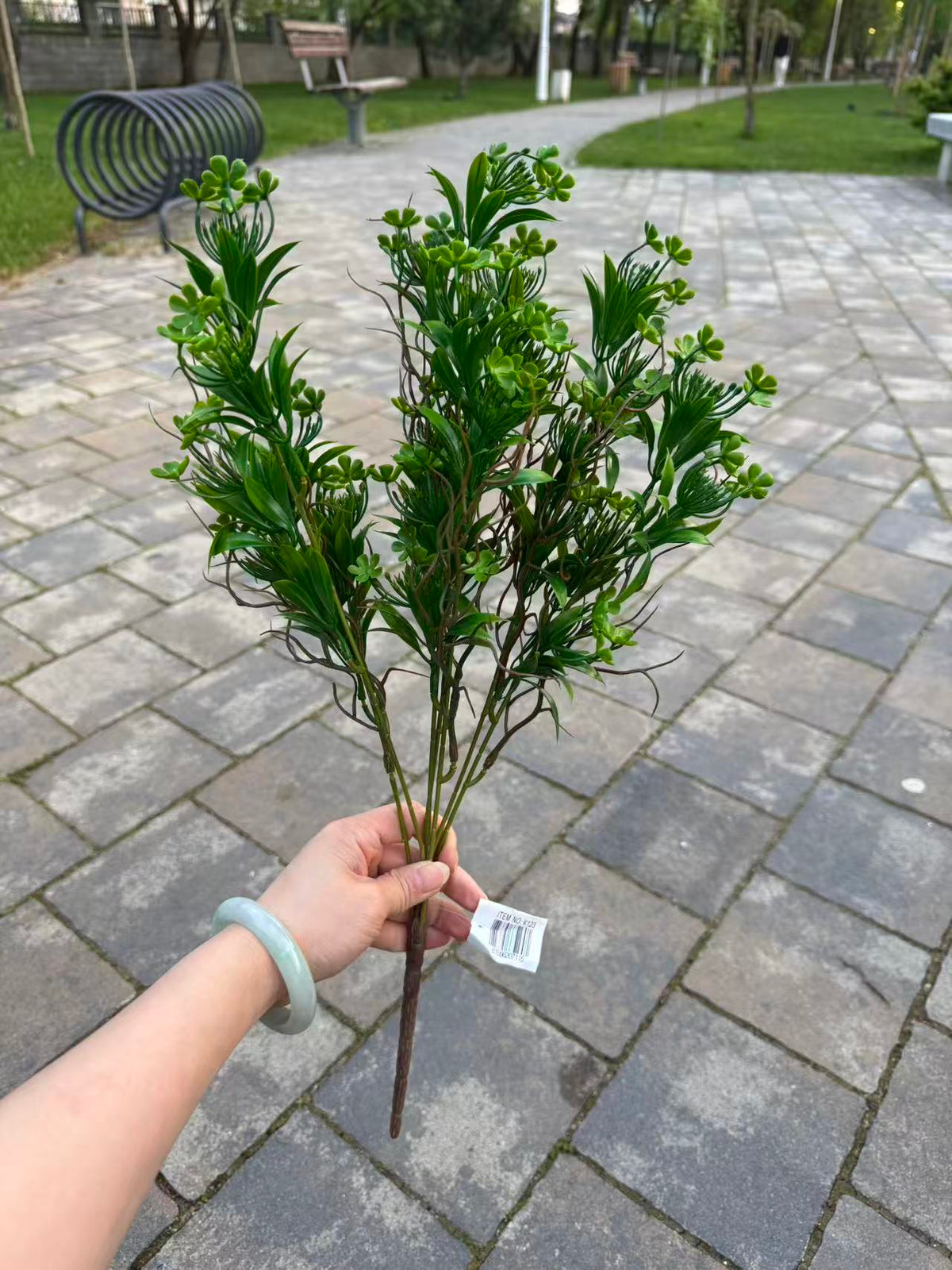 Buchet artificial cu frunze fine si bobite, 55 cm, Ruyidecor