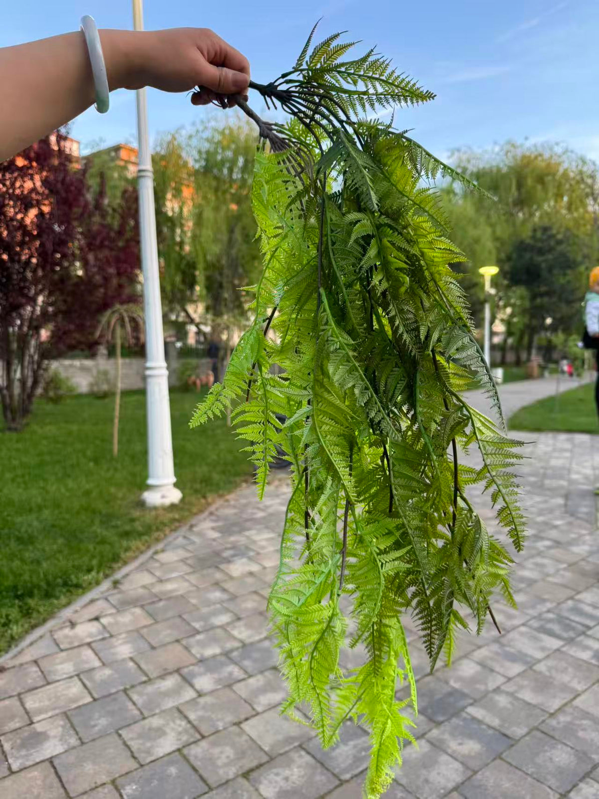 Feriga artificiala curgatoare, 90 cm, 3 nuante de verde, Ruyidecor