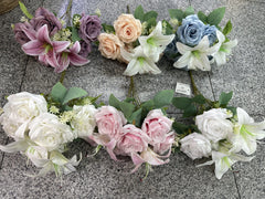 Buchet Elegant de Crini Artificiali - 7 Flori, Lungime 40cm, Aspect Natural