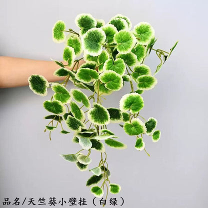 Planta Artificiala Cazatoare cu Frunze Decorative Rotunde, 56x30cm