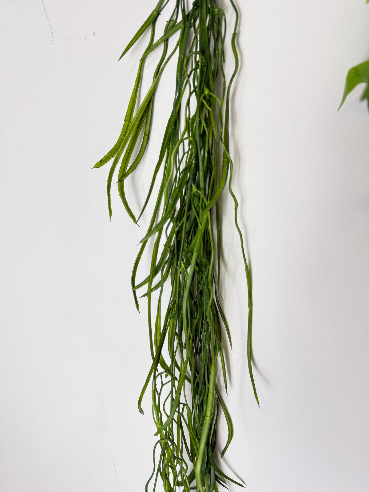 Planta Artificială Curgătoare – Frunze Ovale, 90 cm, Decor Suspendat