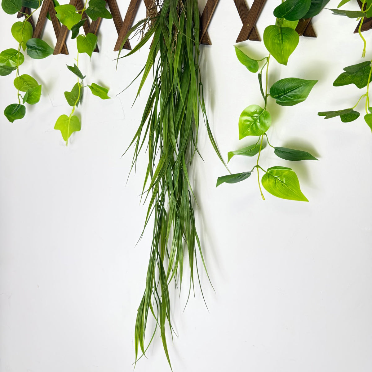 Ghirlandă Artificială Tip Iarbă Căzătoare – 110 cm