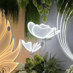 Set 2 Fluturi Luminoși LED – Decor Elegant cu Iluminare Albă Rece (40 cm + 60 cm)