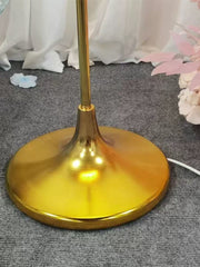 Lampadar Decorativ LED pentru Nuntă – Model Candelabru Modern pe Suport Auriu cu Globuri Luminoase, 1 Bucata
