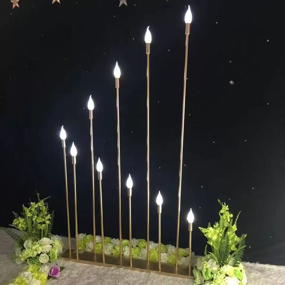 Suport de lumânări cu LED-uri aurii, nou, pentru candelabre, pentru piese centrale de masă