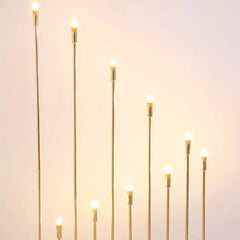 Lampadar decorativ auriu tip flacără