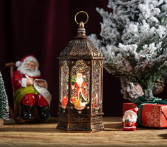 Felinar decorativ Craciun cu scena rotativa si efect de ninsoare, lumina calda, 23 cm