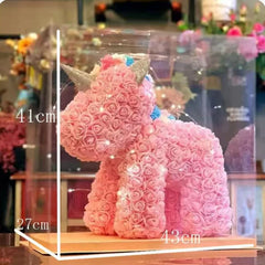 Unicorn din trandafiri roșii 40 cm cu lumini LED
