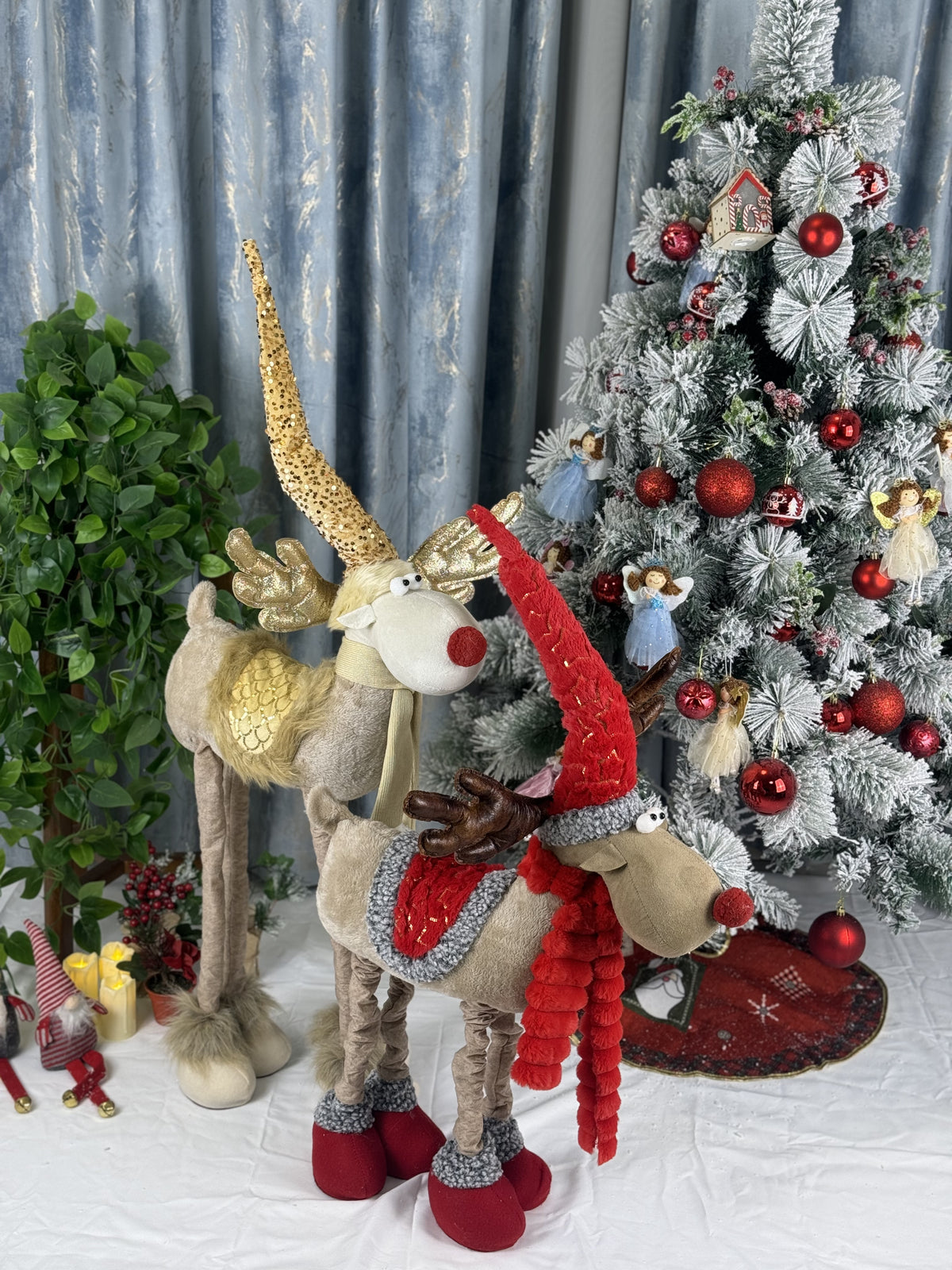 Ren decorativ Craciun 90 cm cu palarie lunga – Figurina textila festiva