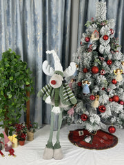 Ren decorativ textil cu fular verde, 70 cm – figurină Crăciun cu picioare lungi