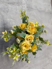 Buchet Flori Artificiale 28 cm, Diverse Culori, Mix Floral Decorativ cu Frunze, Decor Interior Elegant