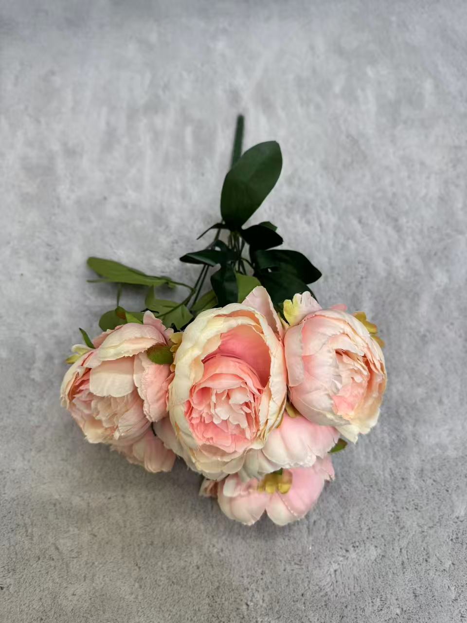 Floare Artificială Tip Bujor 45 cm, 7 Capete Florale