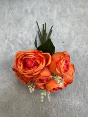 Buchet Floral Artificial cu 7 Trandafiri 55 cm, Diverse Culori, cu Frunze Decorative, pentru Decor Interior