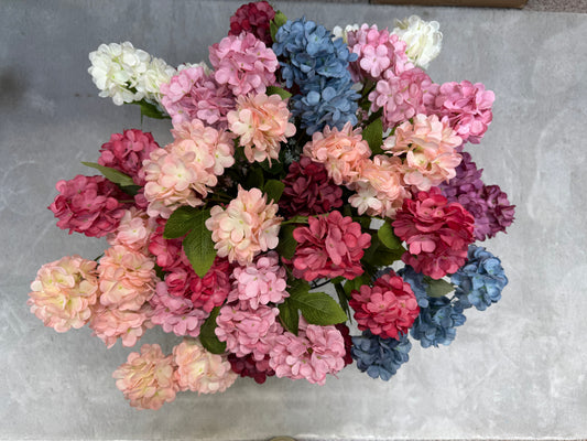 Crenguță Florală Artificială Tip Hortensie 70 cm, Diverse Culori, cu Frunze Decorative, pentru Decor Interior