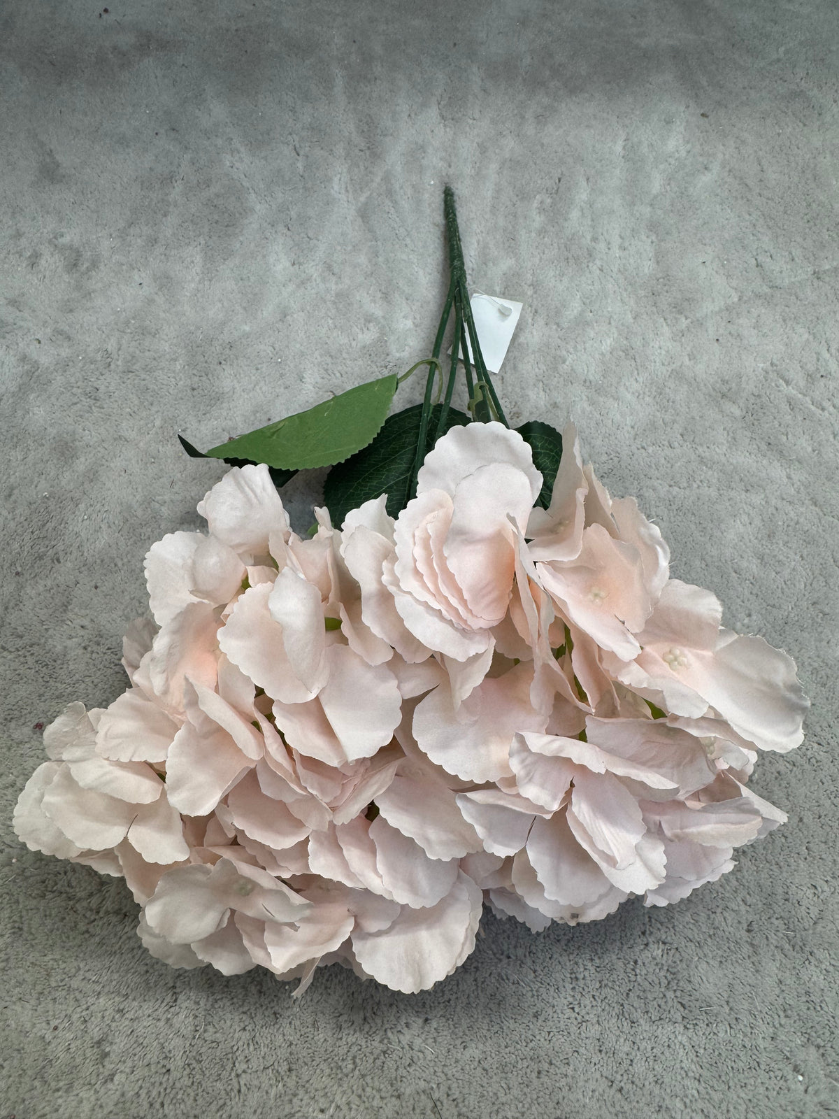 Buchet Floral Artificial Tip Hortensie  45 cm, Diverse Culori, Aspect Voluminos, cu Frunze Decorative Verzi, pentru Decor Interior