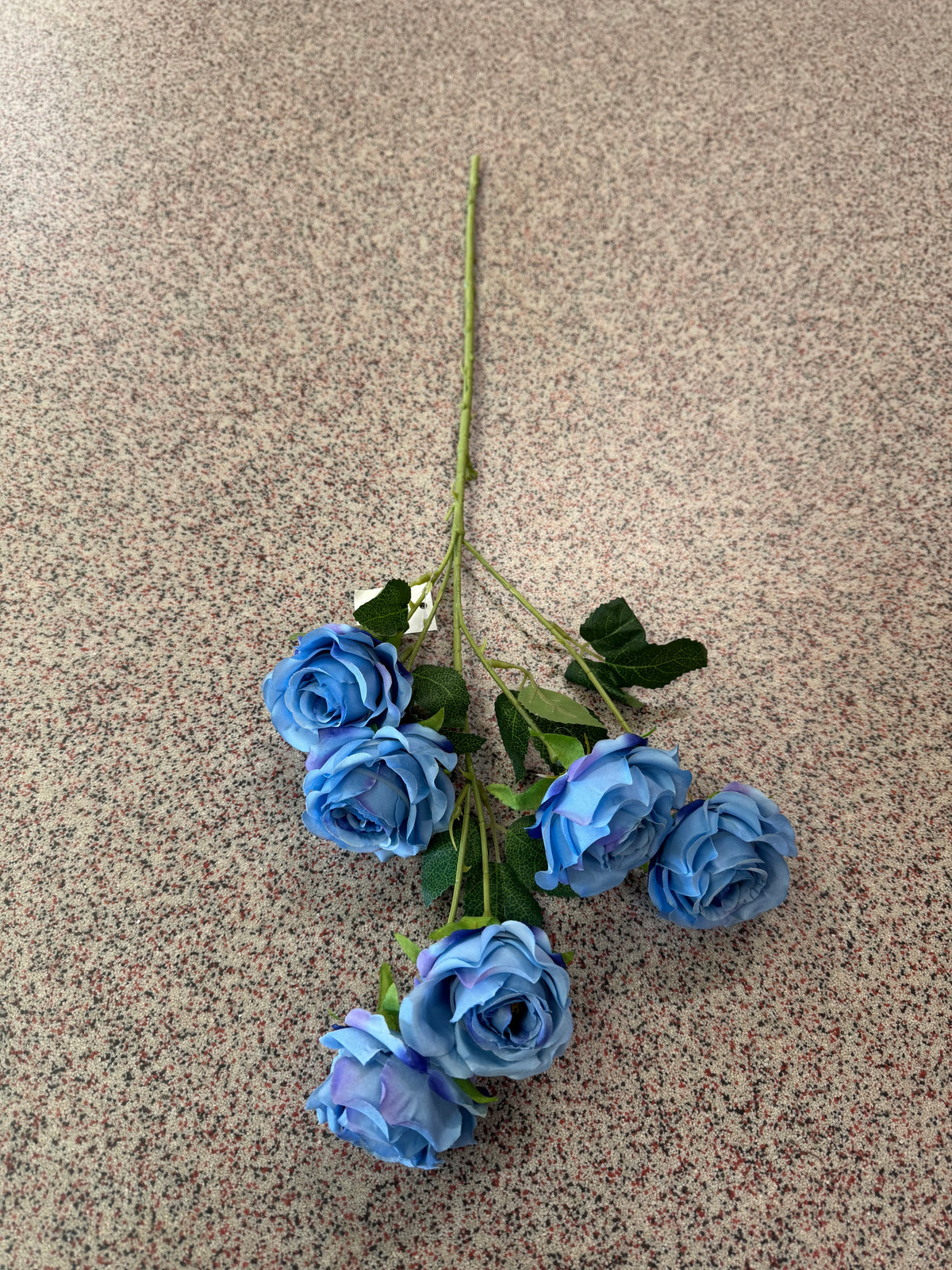 Crenguță Florală Artificială cu 6 Trandafiri 85 cm, Diverse Culori, cu Frunze Decorative Verzi, pentru Decor Interior