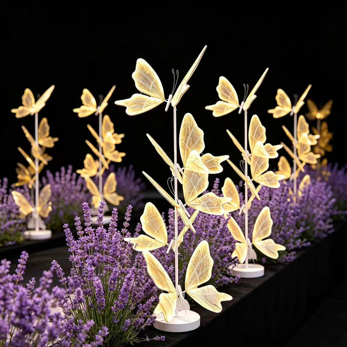Lampa Decorativa LED Tip Fluture, 250 cm Inaltime, Lumina Calda, Decor Premium Interior/Evenimente
