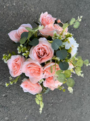 Buchet artificial cu trandafiri roz și frunze decorative, 28 capete, 40 cm, Ruyidecor