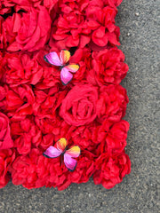 Panou decorativ cu flori artificiale și fluturi, diverse culori, 40x60 cm, 1 bucata