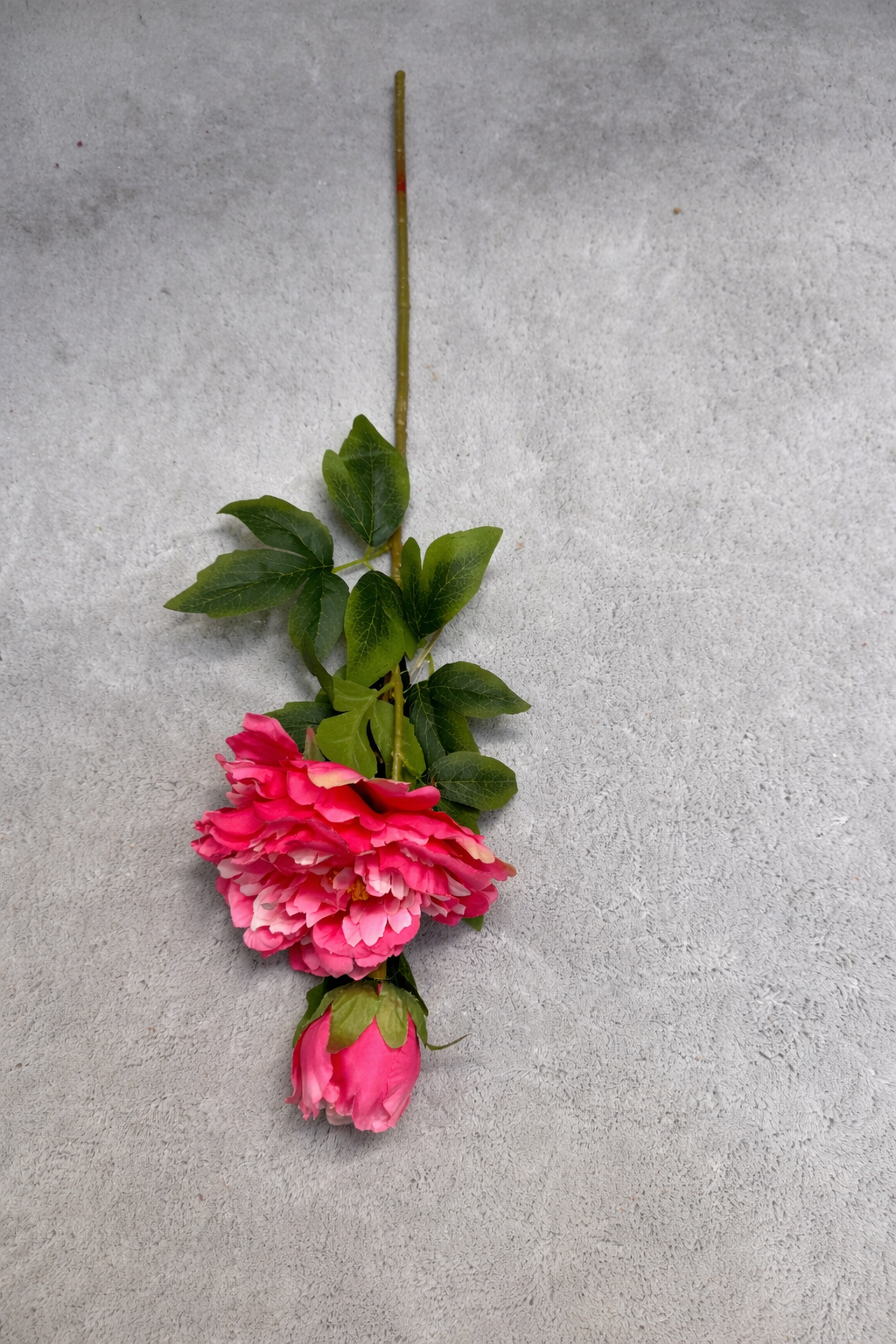 Crenguță Florală Artificială cu Bujori  85 cm, Diverse Culori, cu Frunze Decorative Verzi, pentru Decor Interior