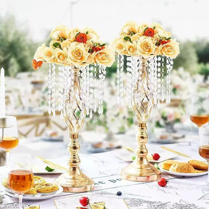 Set 4 suporturi decorative aurii cu cristale suspendate, design elegant pentru aranjamente florale, înălțimi 43 cm sau 58 cm (fără flori)
