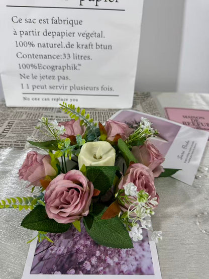 Aranjament floral cu lumânare decorativă, 6 capete, 30 cm, Ruyidecor