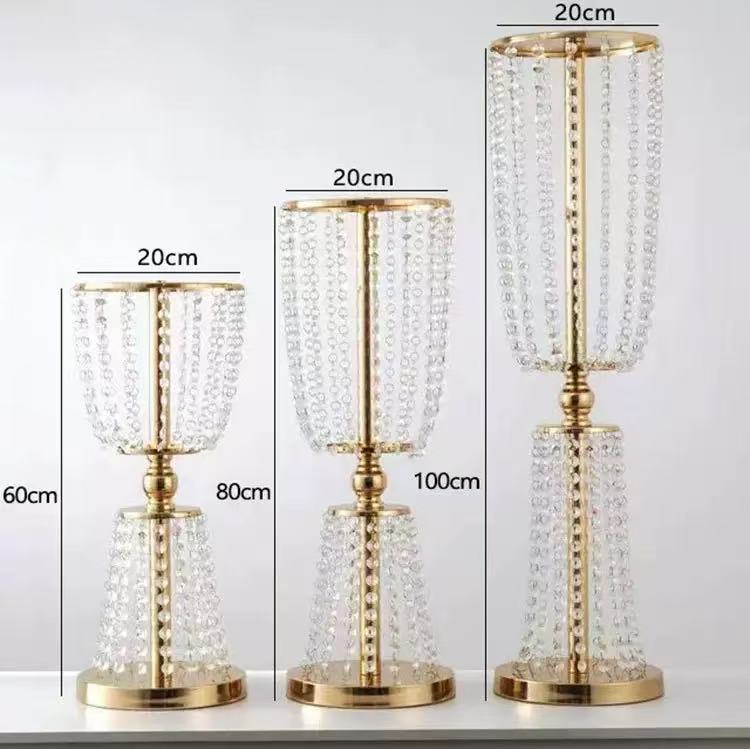 Set 4 suporturi decorative aurii cu cristale suspendate, pentru aranjamente florale elegante, înălțimi 60/80/100 cm (fără flori)
