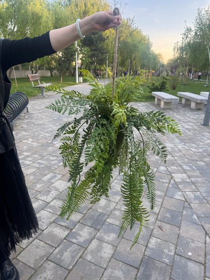 Aranjament artificial suspendat cu feriga si muschi, 80 cm, Ruyidecor