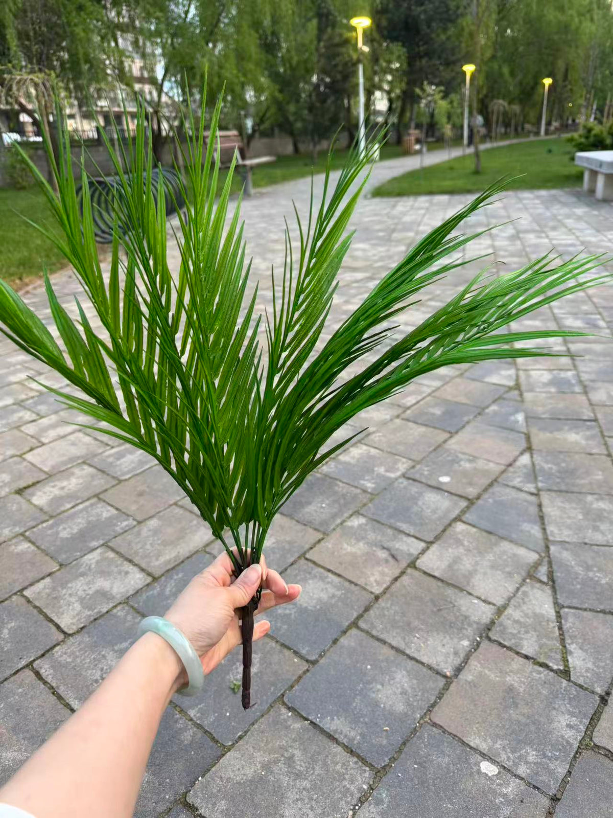 Buchet artificial cu frunze fine de palmier, 45 cm, Ruyidecor