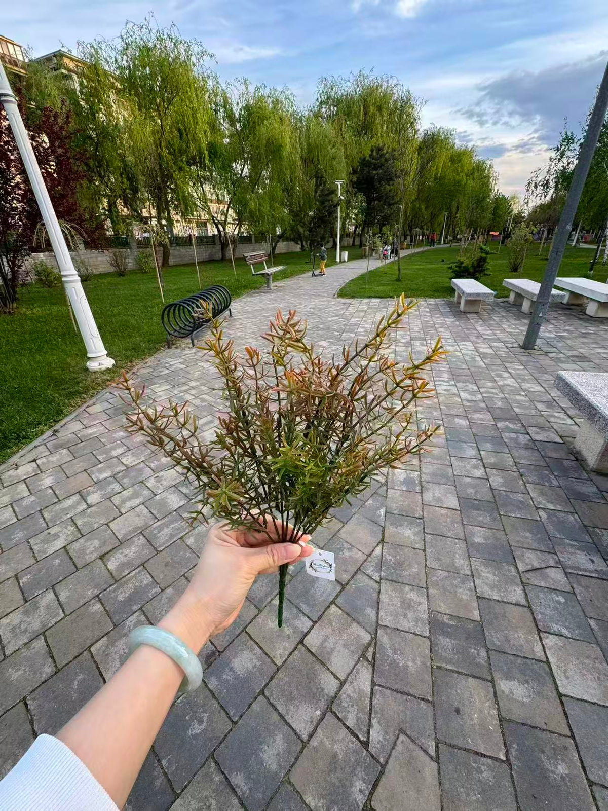 Buchet artificial cu ramuri fine decorative, 35 cm, 3 culori, Ruyidecor