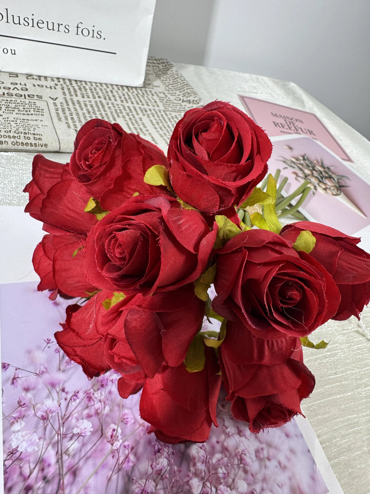 Buchet de trandafiri artificiali catifelati, 12 flori, 40 cm, rosu, Ruyidecor