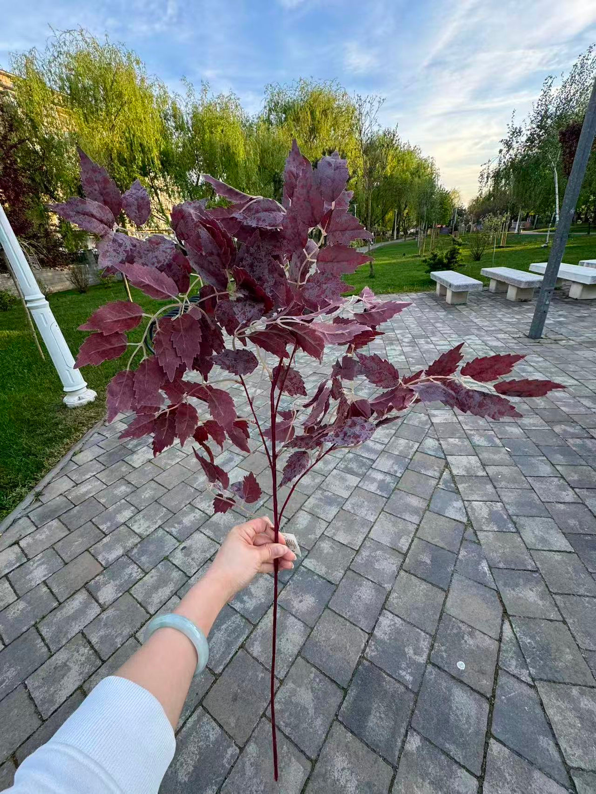 Crenguta artificiala decorativa cu frunze tip artar, 85 cm, 3 culori, Ruyidecor