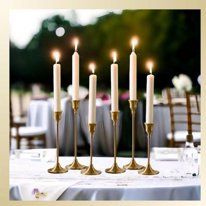 Set 3 sfeșnice decorative aurii metalice, design elegant, înălțimi diferite 16-19-22 cm, suport lumânări (fără lumânări incluse)