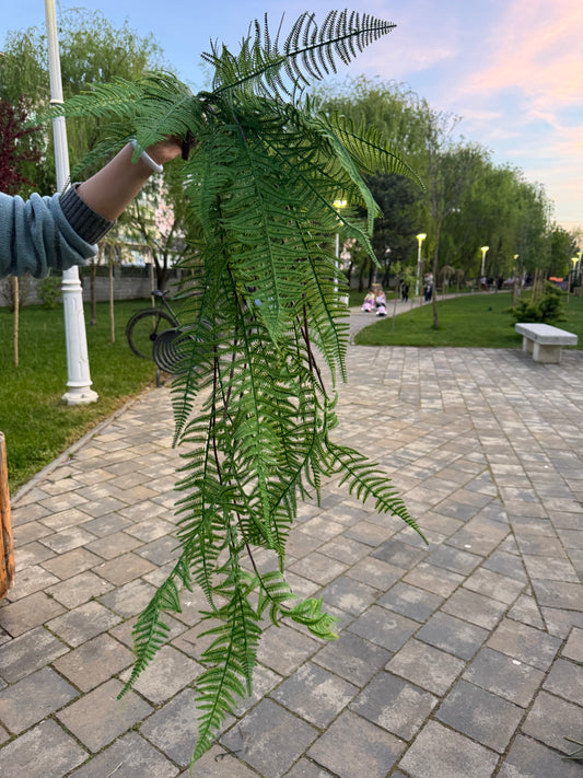 Feriga artificiala curgatoare cu frunze fine, 130 cm, verde, Ruyidecor