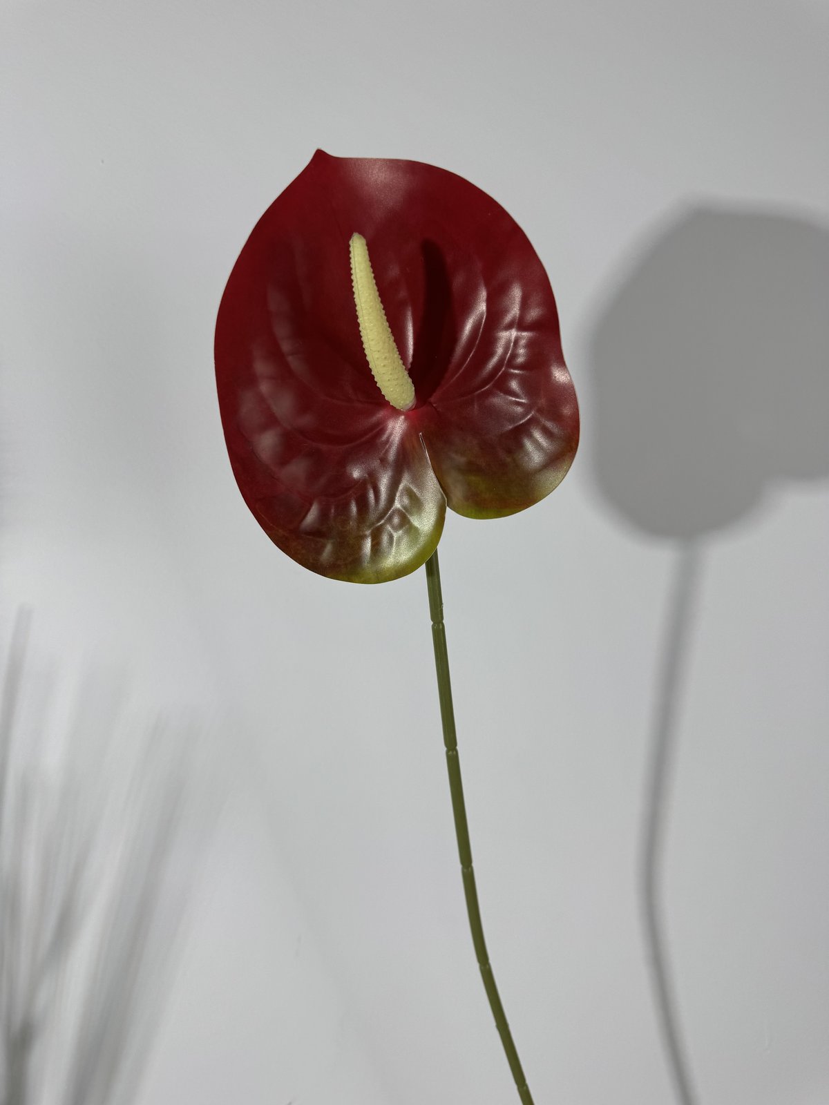 Floare anthurium artificiala cu tija, 65 cm, rosu, Ruyidecor