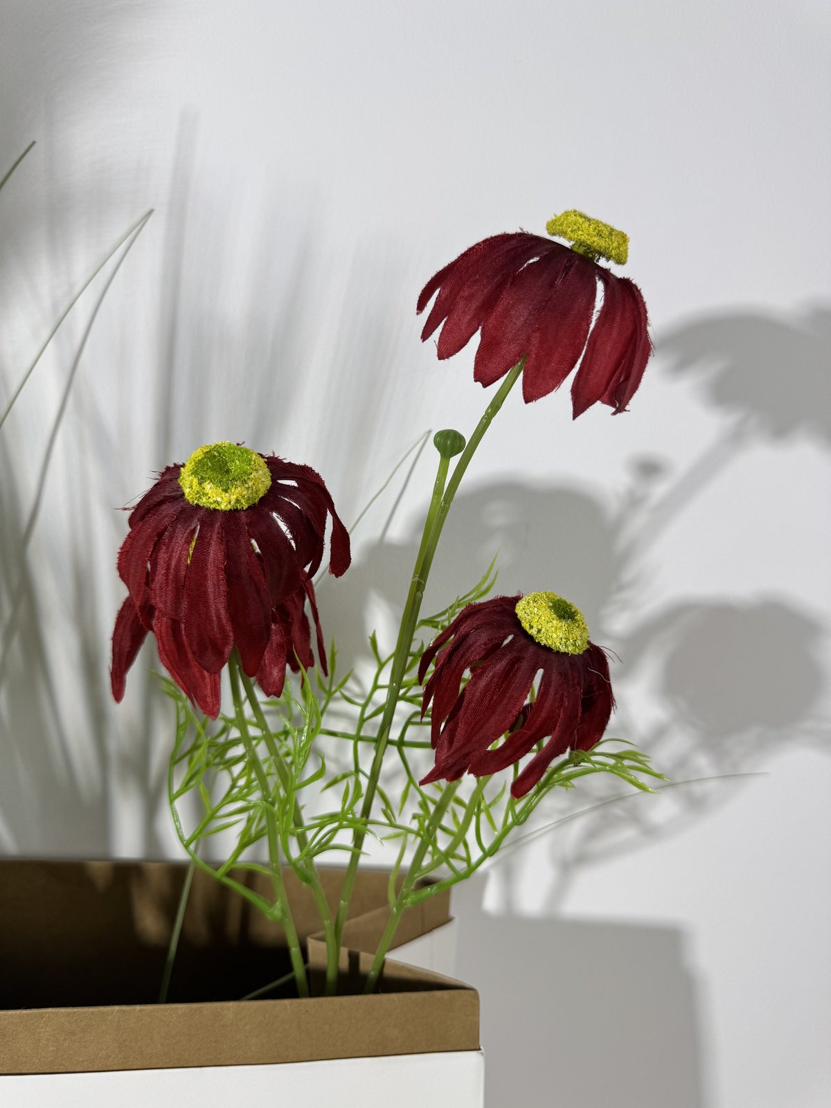 Floare cosmos artificiala cu tija, 4 flori, bordo, Ruyidecor