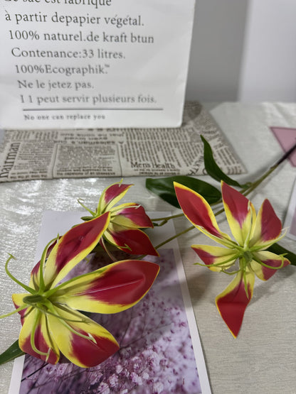 Floare gloriosa artificiala cu tija, 3 flori, rosu-galben, Ruyidecor