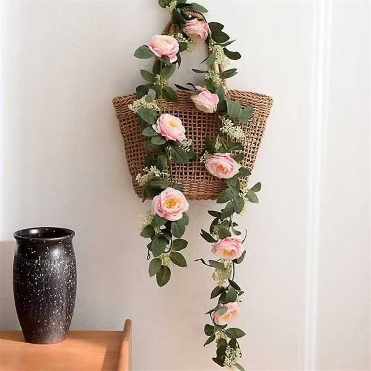 Ghirlandă Decorativa cu Flori Artificiale, 1.9m, Ideala pentru evenimente si Decor Interior