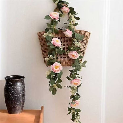 Ghirlandă Decorativa cu Flori Artificiale, 1.9m, Ideala pentru evenimente si Decor Interior
