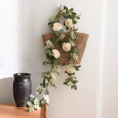 Ghirlandă Decorativa cu Flori Artificiale, 1.9m, Ideala pentru evenimente si Decor Interior