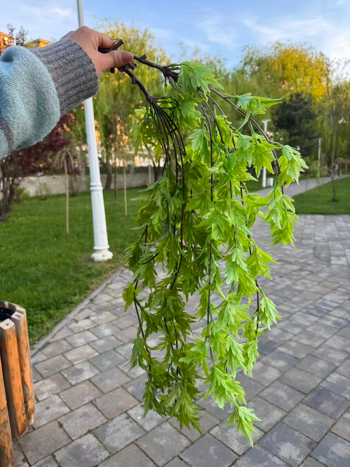 Planta artificiala curgatoare cu frunze decorative, 80 cm, verde, Ruyidecor