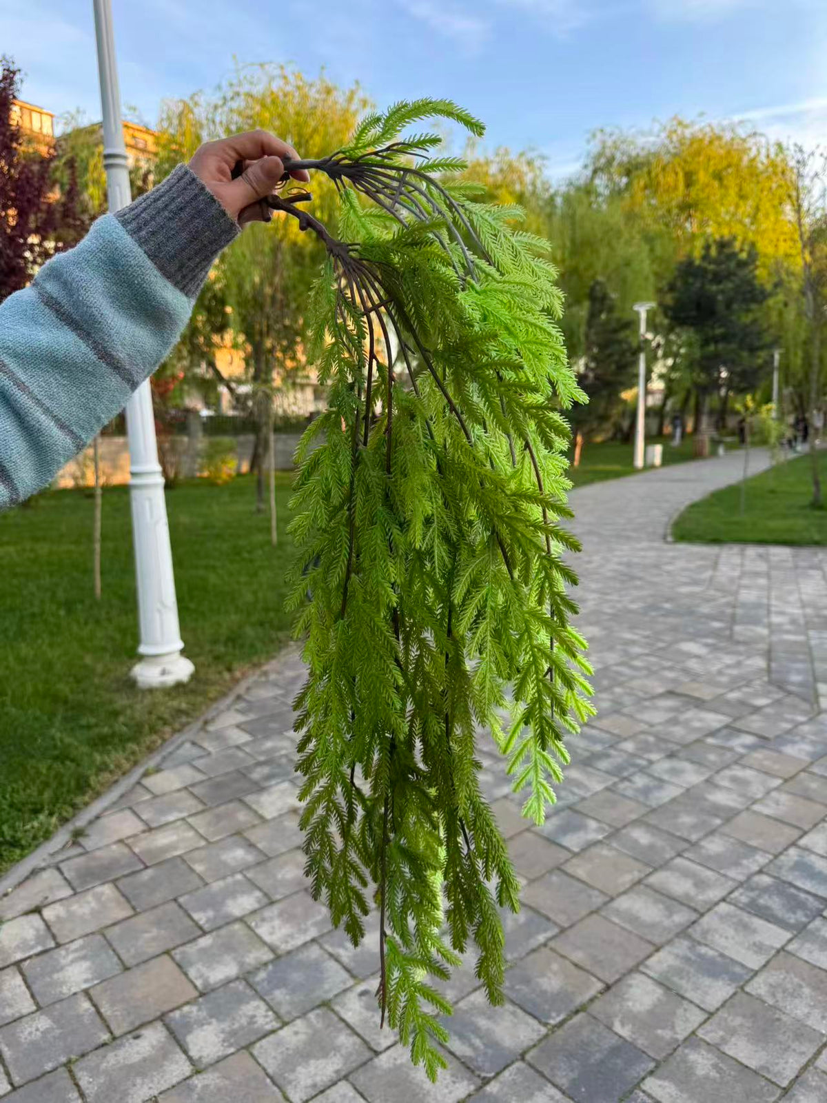 Planta artificiala curgatoare cu frunze inguste, 90 cm, verde, Ruyidecor