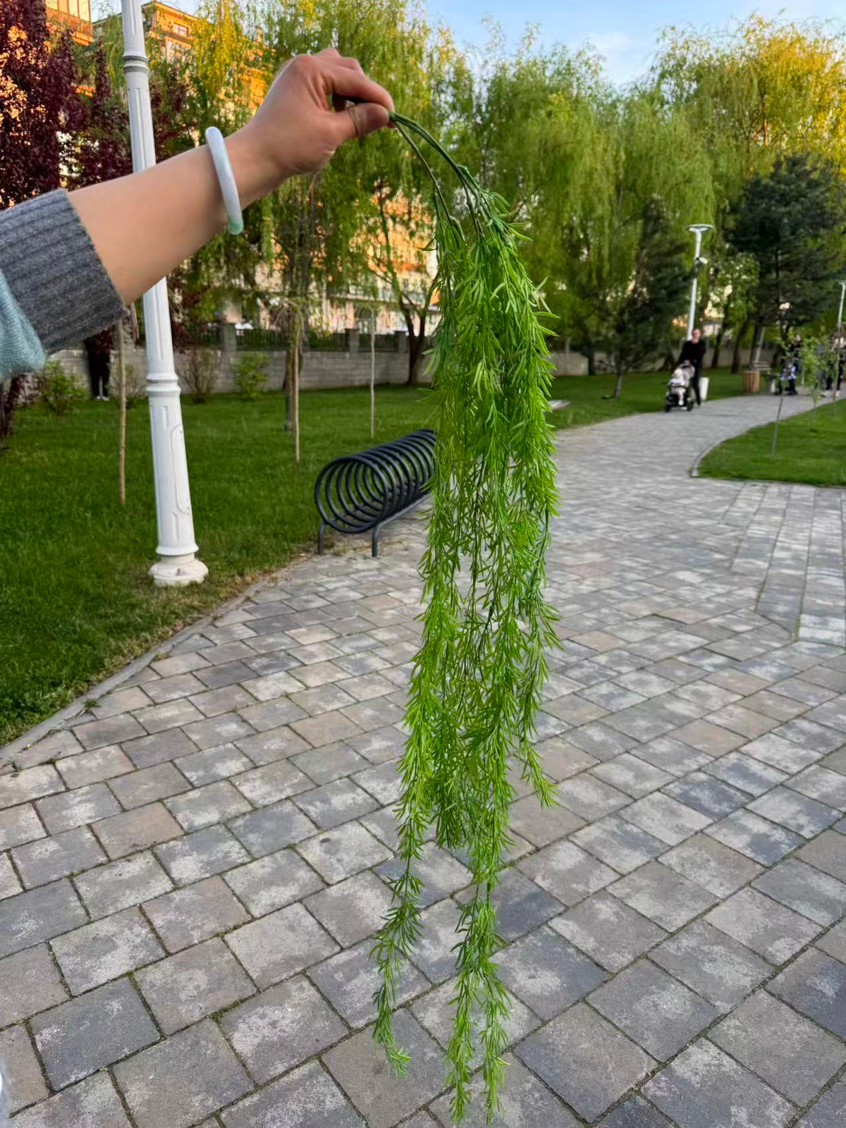 Planta artificiala curgatoare cu frunzis fin, 90 cm, 3 nuante, Ruyidecor
